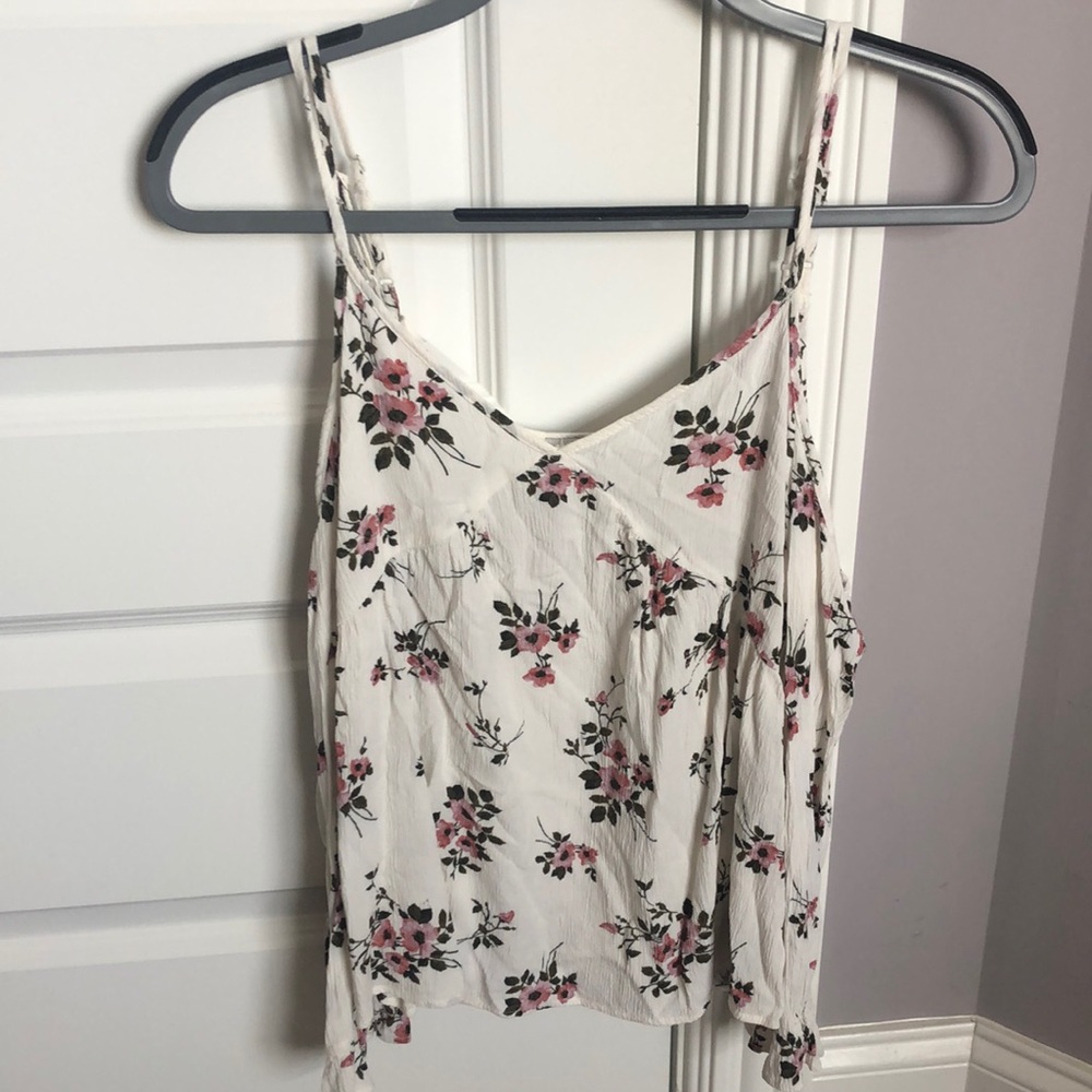 American Eagle top